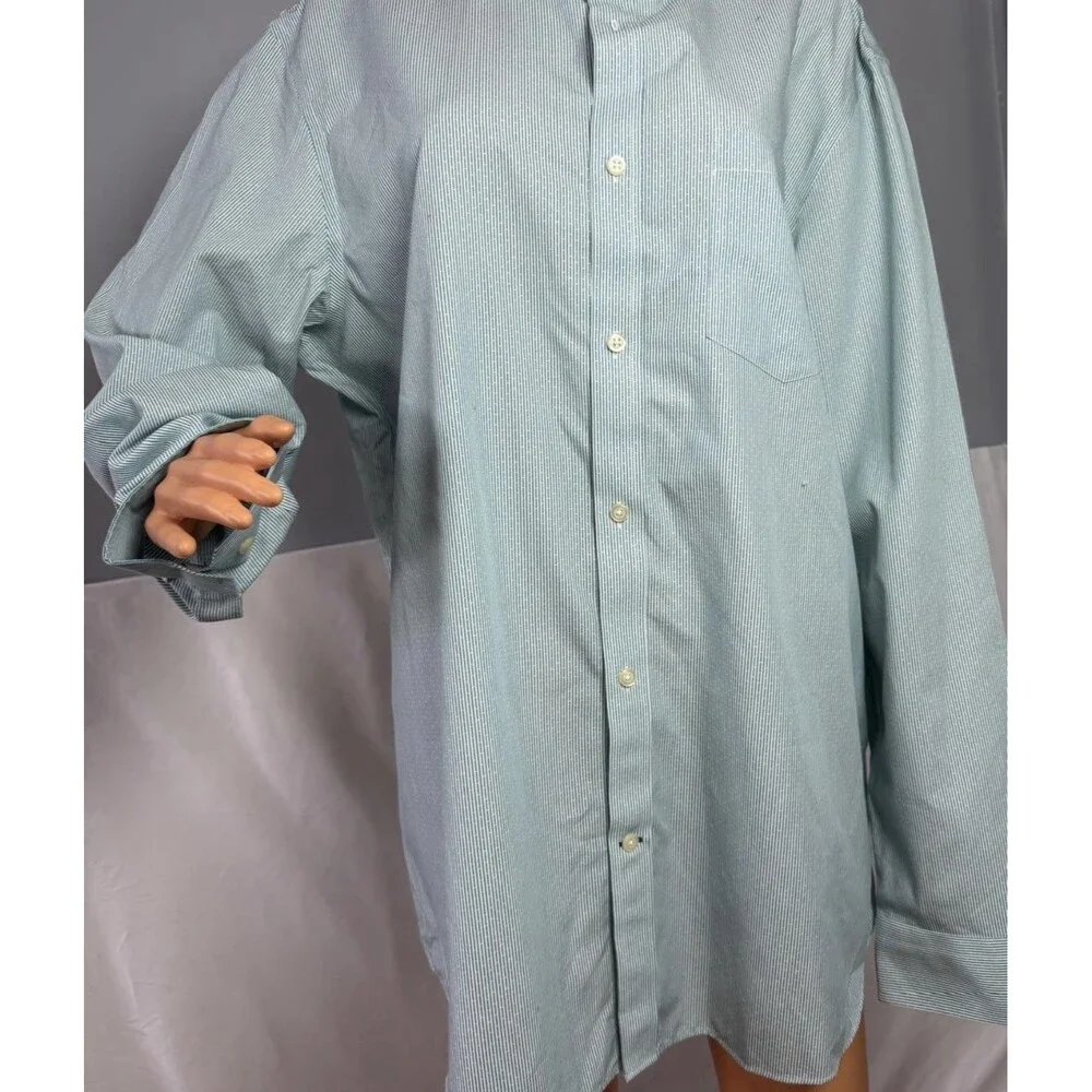Banana Republic Mens XL NWT Green Stripe Non-Iron Classic Fit Shirt.